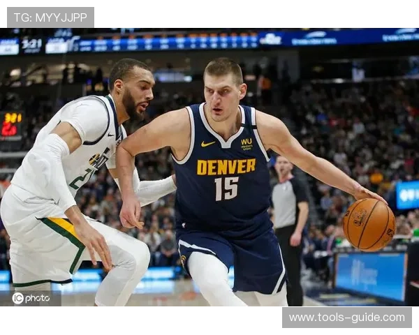 萨拉戈萨球队结构解析：当前阵容配置与战术体系分析