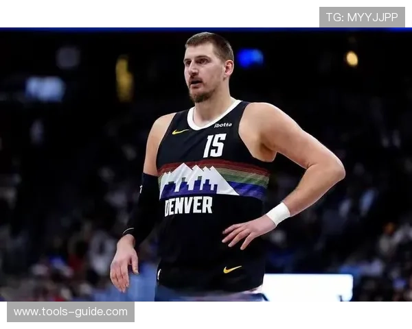 塔图姆挡拆单打压制约基奇季后赛效率跃升